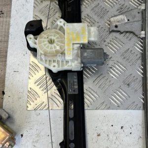 Leve vitre electrique arriere gauche CITROEN C4 GRAND PICASSO 2 PHASE 1 GAZOLE image 1