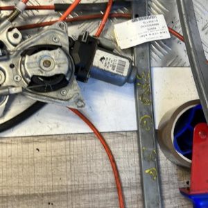 Leve vitre electrique avant gauche CITROEN SAXO PHASE 2 ESS image 1