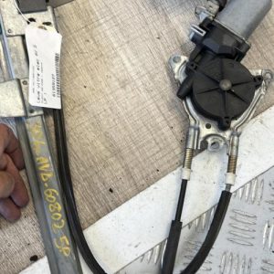 Leve vitre electrique avant droit PEUGEOT 306 PHASE 1 Essence image 1