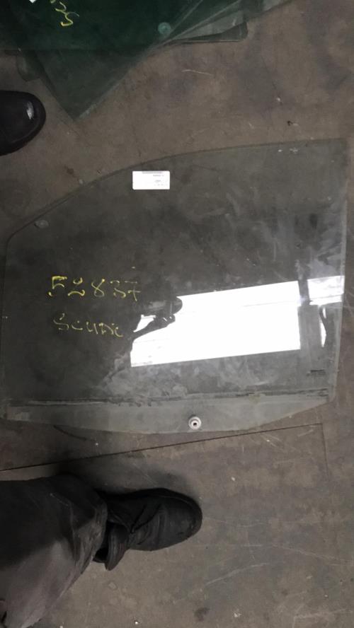 Vitre avant gauche FIAT SCUDO 1 PHASE 1 Diesel image 1