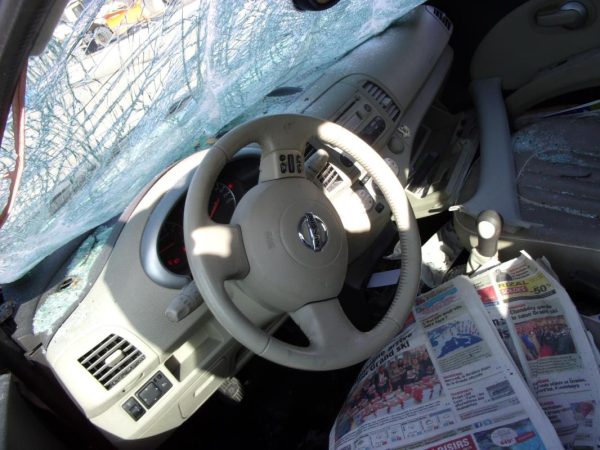 Vitre avant droit NISSAN MICRA 3 PHASE 3 Essence image 6