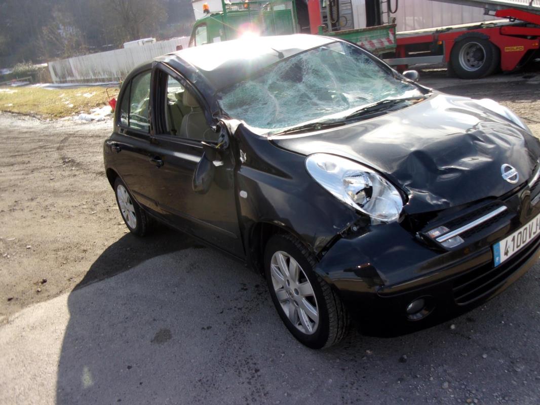 Vitre avant droit NISSAN MICRA 3 PHASE 3 Essence image 8