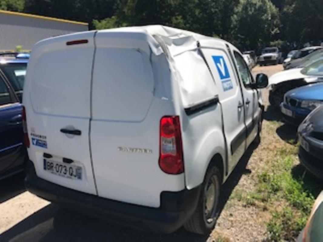 Vitre avant gauche PEUGEOT PARTNER 2 PHASE 1 Diesel image 2