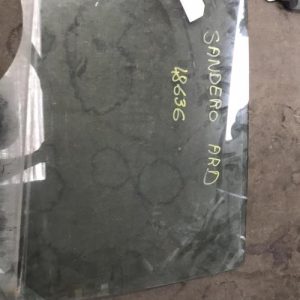 Vitre arriere droit DACIA SANDERO 1 Diesel image 1