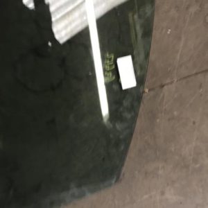Vitre avant droit CITROEN C3 2 PHASE 1 Diesel image 1