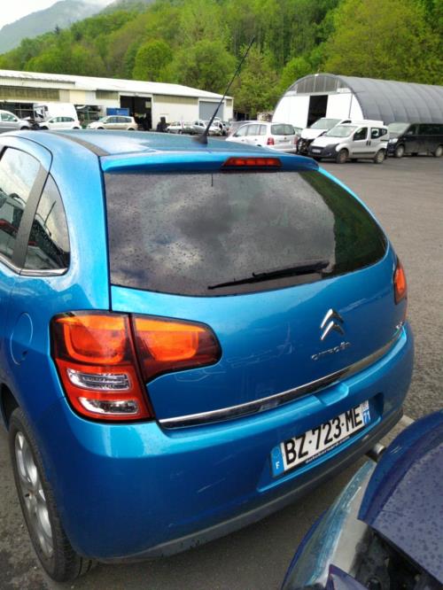 Vitre avant droit CITROEN C3 2 PHASE 1 Diesel image 7