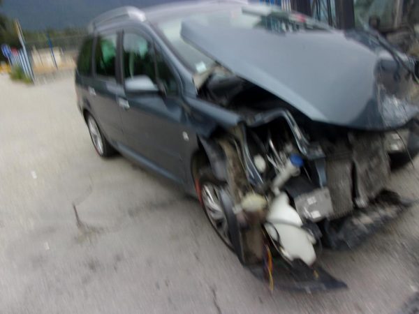 Custode avant droit (porte) PEUGEOT 307 PHASE 2 BREAK Diesel image 5