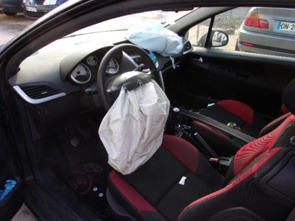 Vitre arriere droit PEUGEOT 207 PHASE 2 Diesel image 3