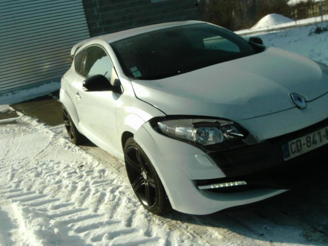 Vitre avant droit PEUGEOT 207 PHASE 1 Diesel image 4