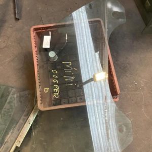 Vitre avant droit MINI MINI 1 R50/R53 PHASE 1 Essence image 1