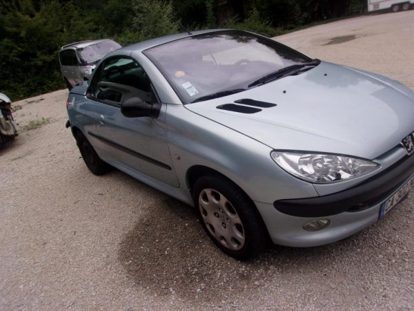 Vitre avant gauche PEUGEOT 206 PHASE 1 CABRIOLET ESSENCE image 5