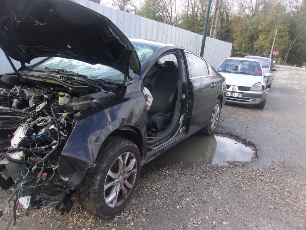 Vitre arriere gauche PEUGEOT 508 1 PHASE 1 Diesel image 3