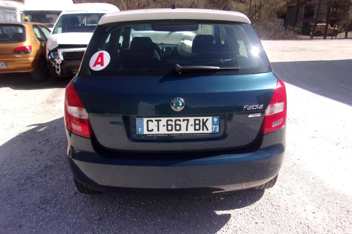 Moteur essuie glace avant SKODA FABIA 2 PHASE 2 Diesel image 5