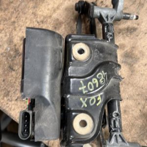 Moteur essuie glace avant VOLKSWAGEN FOX Essence image 1