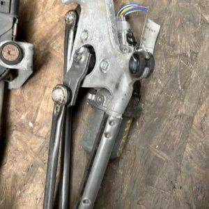 Moteur essuie glace avant SUZUKI image 1