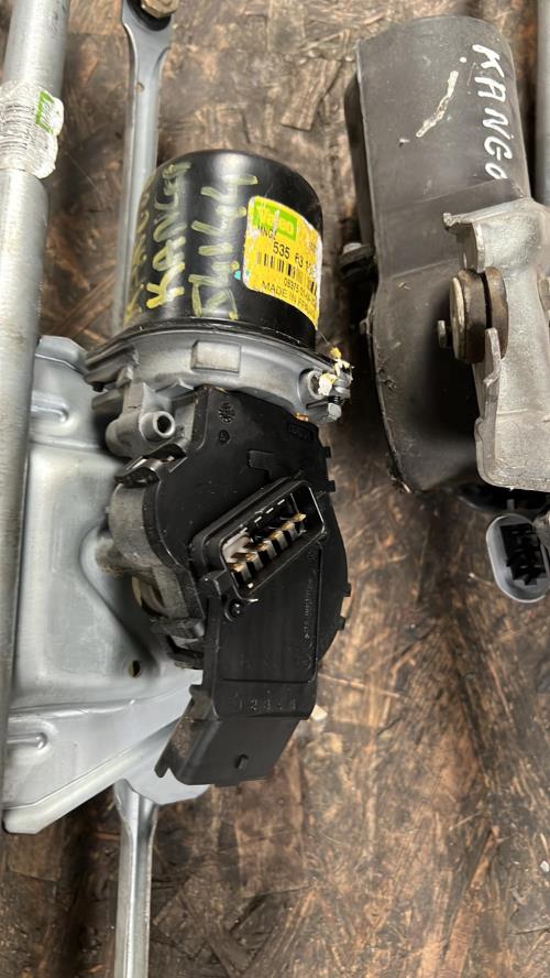 Moteur essuie glace avant RENAULT KANGOO 1 PHASE 2 Diesel image 1