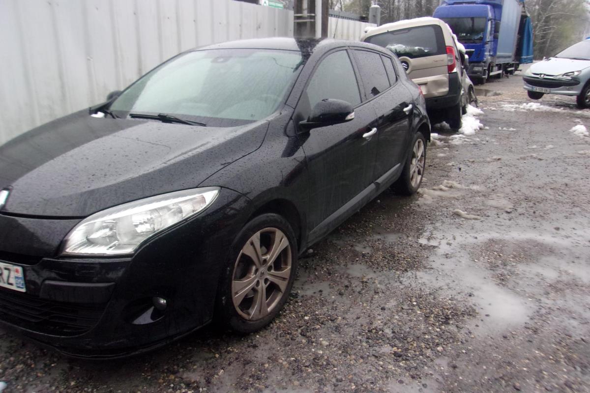 Moteur essuie glace avant RENAULT MEGANE 3 PHASE 1 GAZOLE image 6