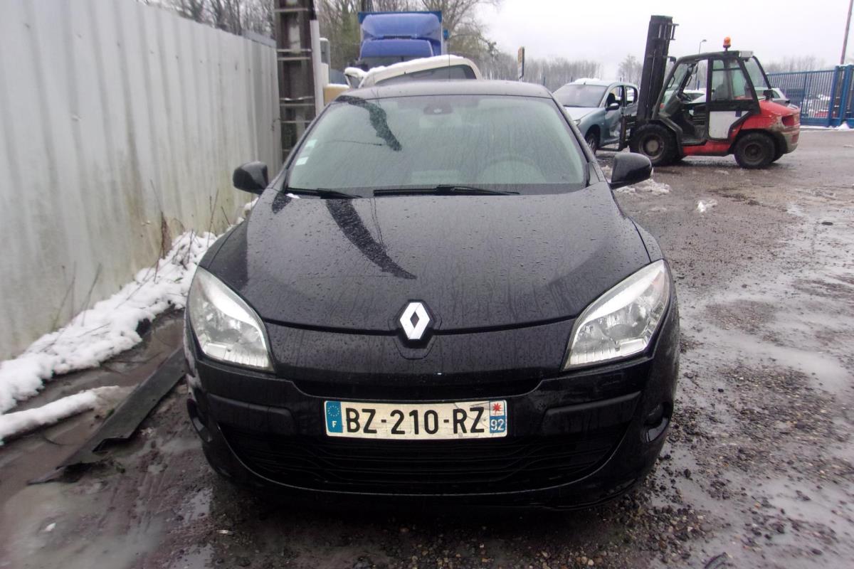 Moteur essuie glace avant RENAULT MEGANE 3 PHASE 1 GAZOLE image 8