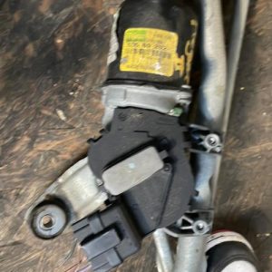 Moteur essuie glace avant RENAULT image 1