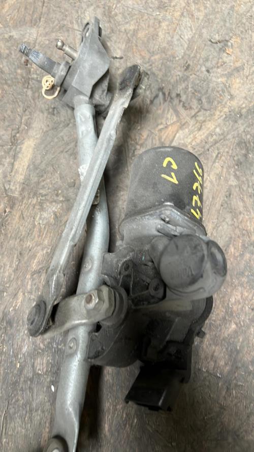 Moteur essuie glace avant PEUGEOT image 1