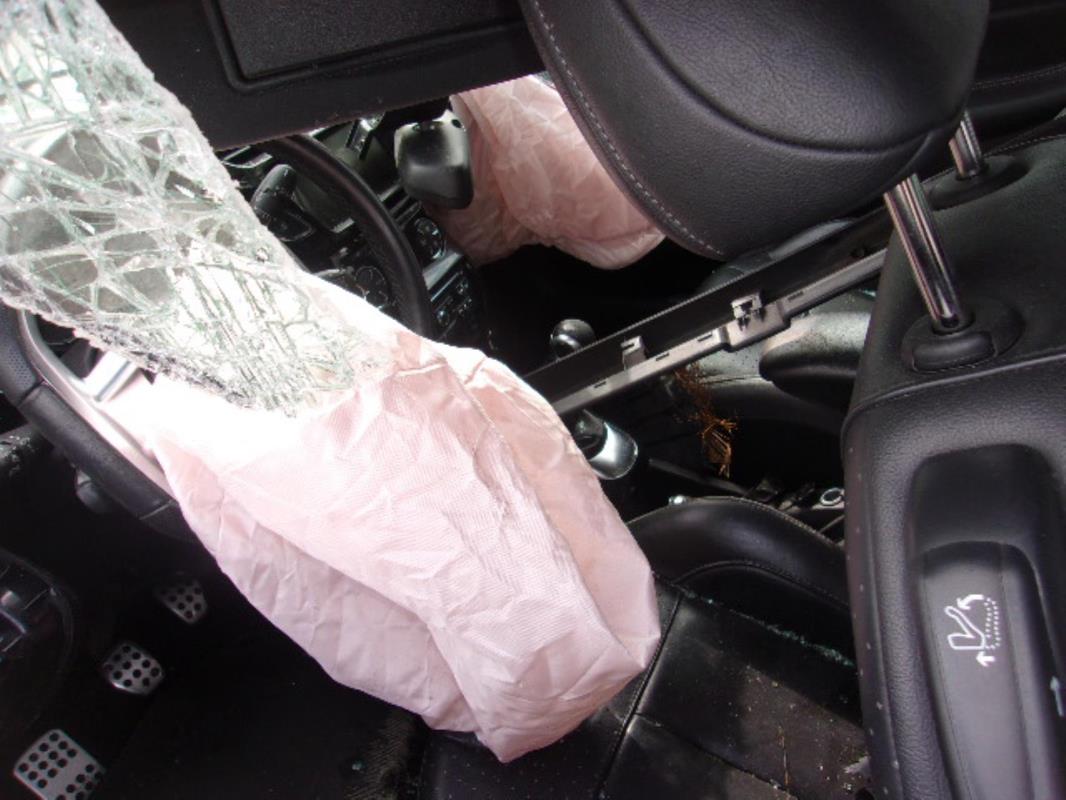 Moteur essuie glace avant CITROEN DS3 PHASE 1 ESS image 2