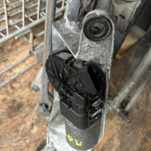 Moteur essuie glace avant RENAULT image 1
