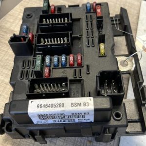 Boitier servitude moteur (BSM) PEUGEOT 206 PHASE 1 Essence image 1