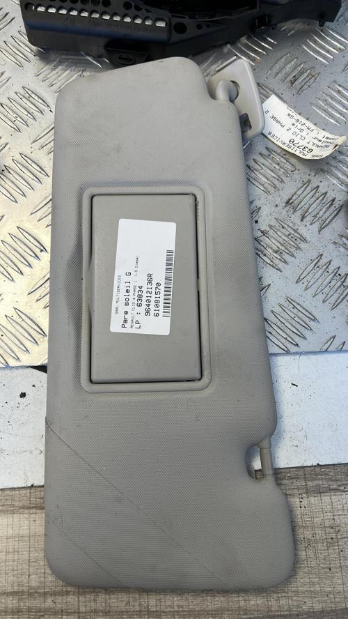 Pare soleil gauche RENAULT CLIO 4 PHASE 1 Diesel image 1