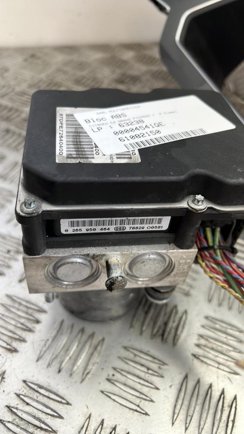 Bloc ABS (freins anti-blocage) CITROEN C4 GRAND PICASSO 1 Diesel image 1