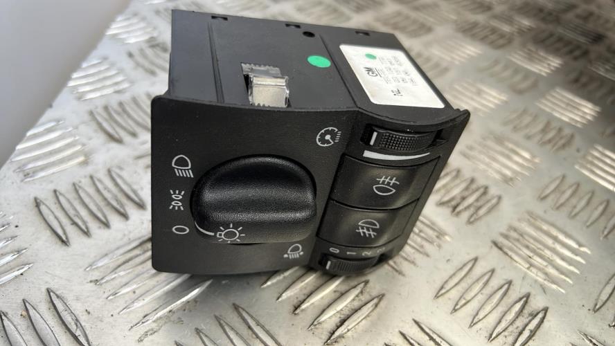 Commande de phare OPEL ASTRA G Essence image 1