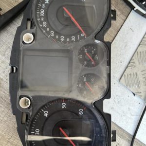 Compteur VOLKSWAGEN PASSAT 5 BREAK Diesel image 1