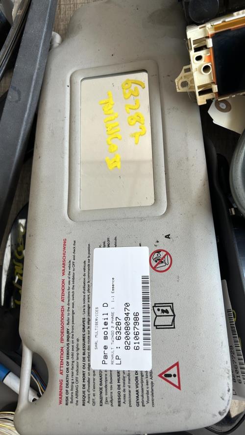 Pare soleil droit RENAULT TWINGO 2 PHASE 1 Essence image 1