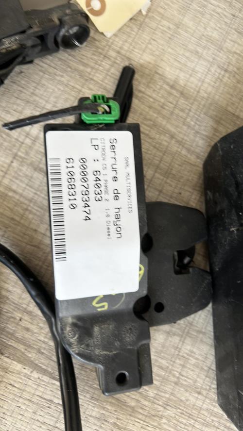 Serrure de hayon CITROEN C5 1 PHASE 2 Diesel image 1