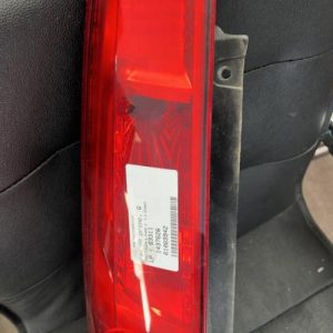 Feu arriere principal gauche (feux) FORD FIESTA 5 PHASE 2 Diesel image 1