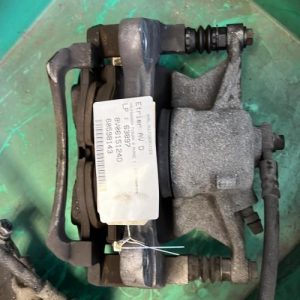 Etrier avant droit (freinage) VOLKSWAGEN image 1