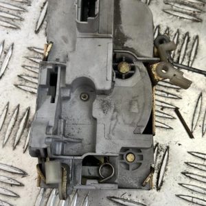 Serrure avant gauche CITROEN C5 1 PHASE 2 Diesel image 1