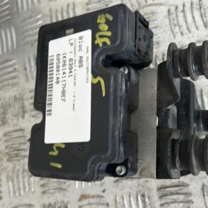 Bloc ABS (freins anti-blocage) VOLKSWAGEN GOLF 5 Diesel image 1