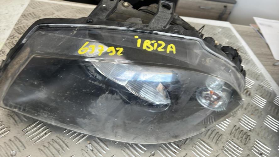 Optique avant principal gauche (feux)(phare) SEAT IBIZA 3 PHASE 1 Diesel image 1