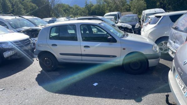 Platine feu arriere gauche RENAULT CLIO 2 PHASE 1 Diesel image 2