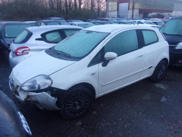 Alternateur FIAT PUNTO 3 Diesel image 3