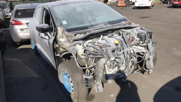 Moyeu avant gauche RENAULT CLIO 4 PHASE 2 Diesel image 3