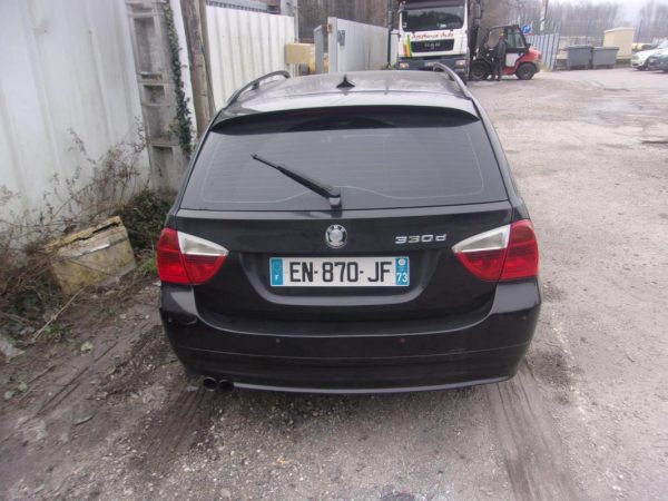 Divers BMW SERIE 3 E90 PHASE 1 Diesel image 3