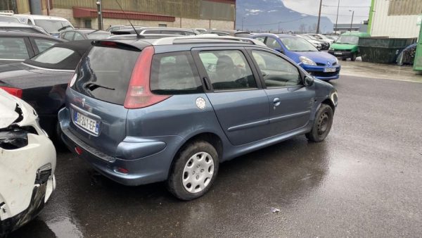 Boite de vitesses PEUGEOT 206 PHASE 1 BREAK Diesel image 5