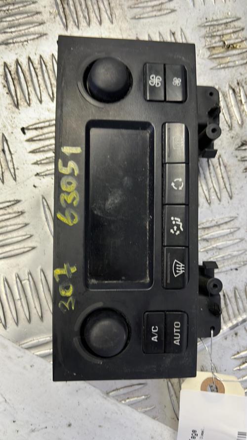Commande chauffage PEUGEOT 307 PHASE 2 BREAK Diesel image 1