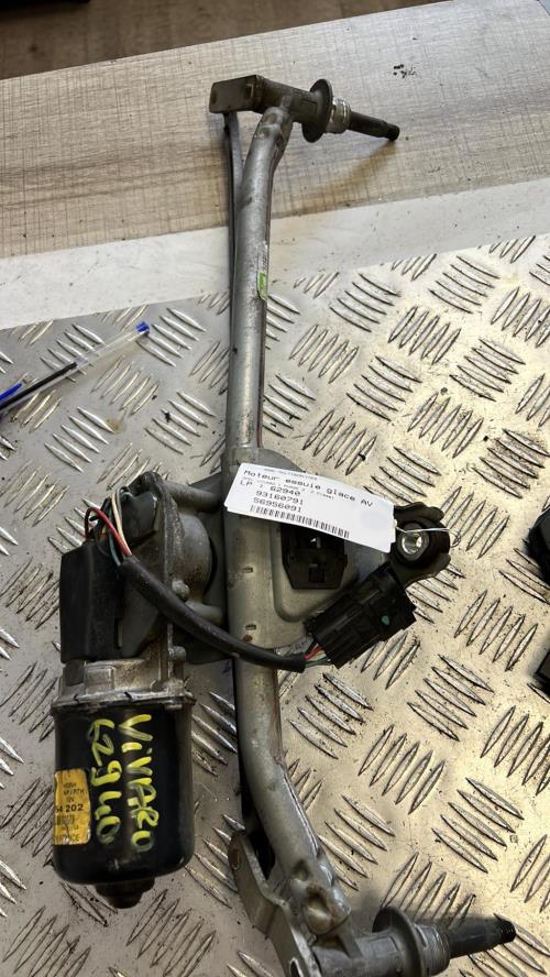 Moteur essuie glace avant OPEL VIVARO 1 PHASE 2 Diesel image 1