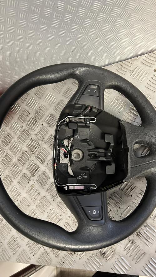 Volant RENAULT MEGANE 3 PHASE 1 Diesel image 1