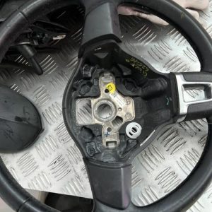 Volant VOLKSWAGEN GOLF 6 Essence image 1