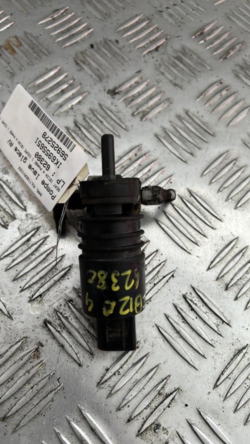 Pompe lave glace avant SEAT IBIZA 4 PHASE 1 COUPE Diesel image 1
