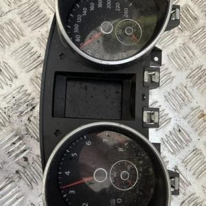 Compteur VOLKSWAGEN GOLF 6 Essence image 1