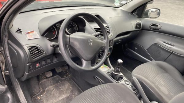 Boitier servitude moteur (BSM) PEUGEOT 206+ Essence image 4
